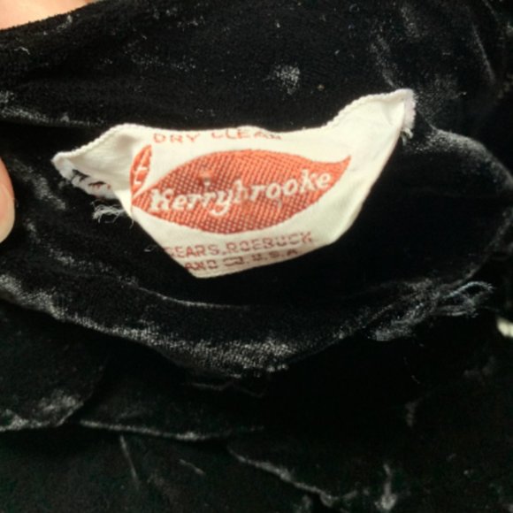 Vintage 50s Black Crushed Velvet Wiggle Dress M - Picture 5 of 5